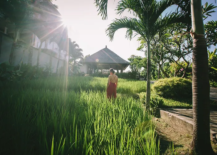The Kirana Hotel 4*