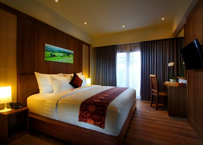 The Kirana Hotel 4*