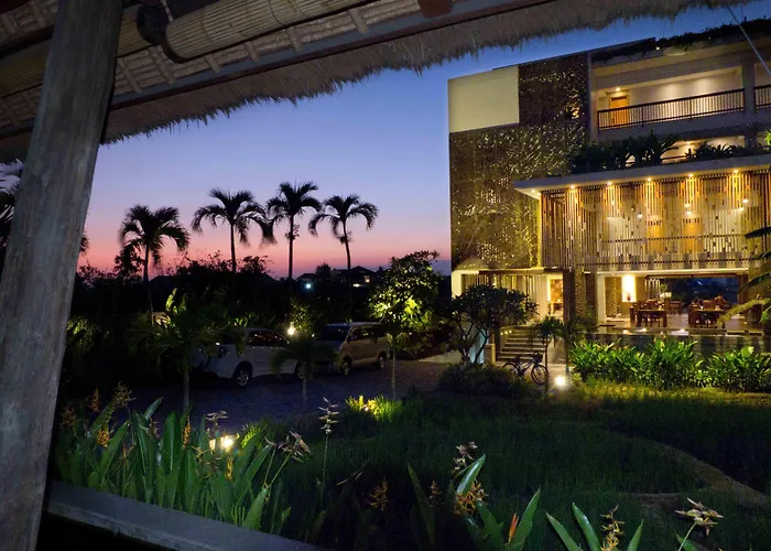 Hotel The Kirana Canggu